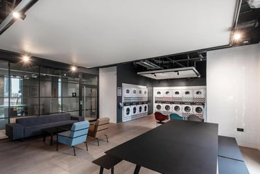 1 bed studio, Herbert Street, City Centre, Cardiff, CF104DG - Image 1
